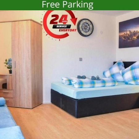 Ruhige Wohnung Im . Private Parkplatz ,Balkon ,Netflix Nuremberg ภายนอก รูปภาพ