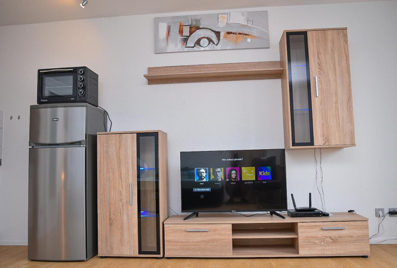 Ruhige Wohnung Im . Private Parkplatz ,Balkon ,Netflix Nuremberg ภายนอก รูปภาพ